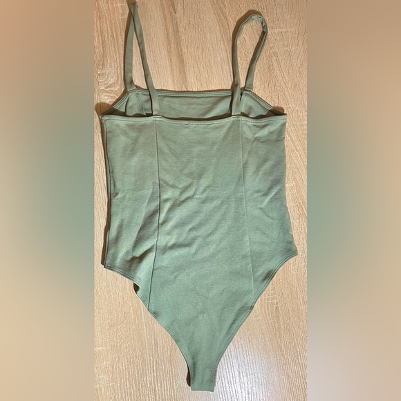 Bodysuit Bundle - F21 & So - Picture 7 of 7